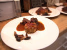 Geschmorte Ochsenbäckchen mit Kartoffelpastetchen und gratiniertem Blumenkohl - Rezept - Bild Nr. 7617