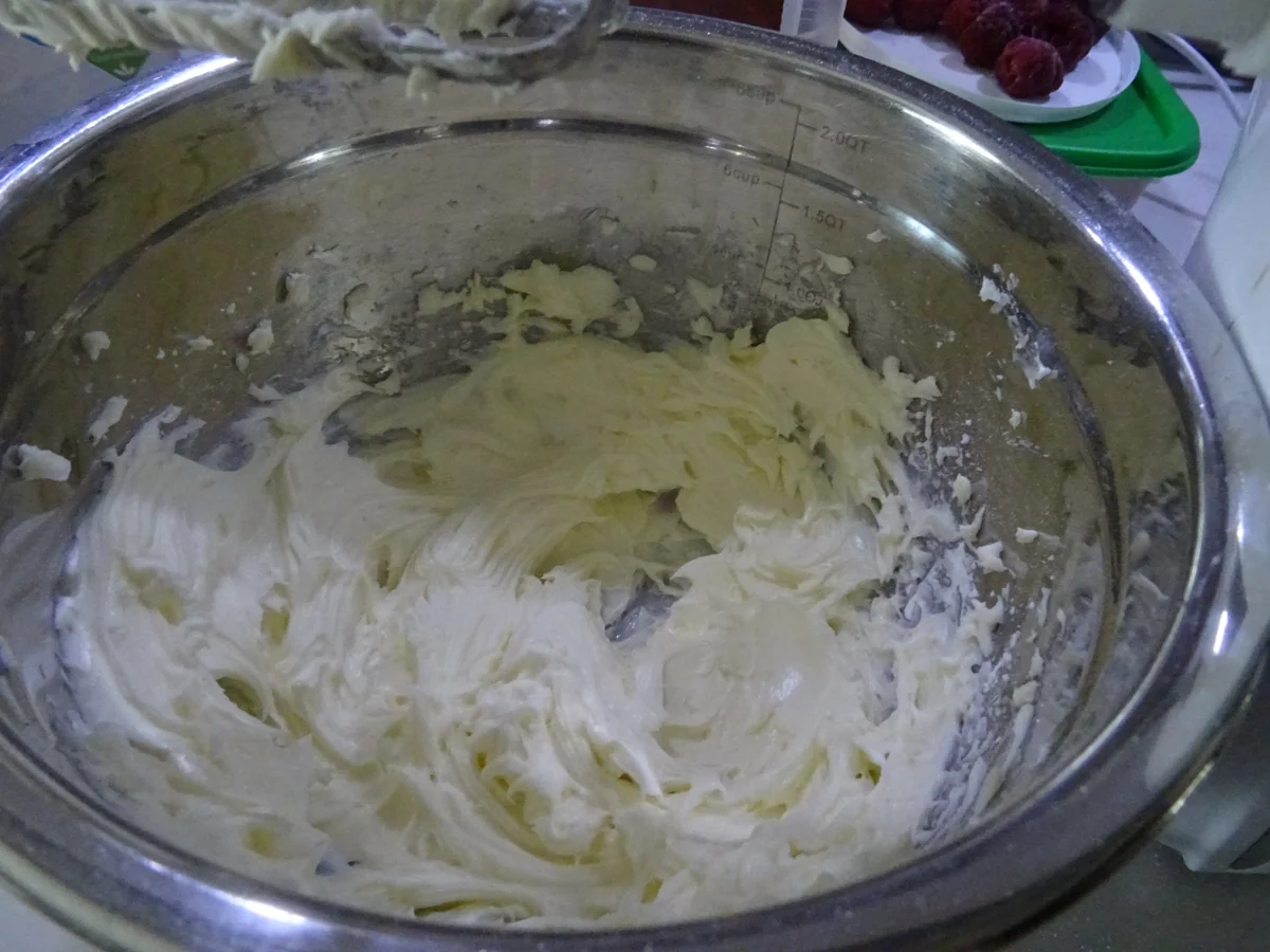 Rezept: Himbeer-Schoko-Schicht-Torte Bild Nr. 7626 Himbeer-Schoko-Schicht-Torte - Rezept - Bild Nr. 7626