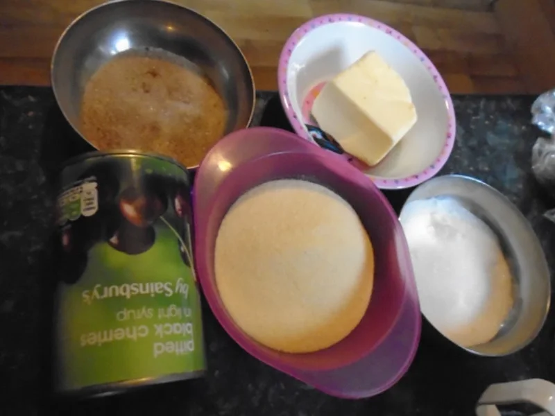 Grießbrei mit heißen Kirschen und Zimt-Zucker - Rezept - Bild Nr. 3