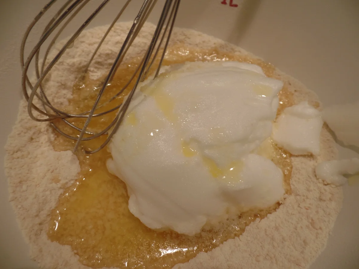 Mandel-Erdbeer-Madeleines mit Obstsalat - Rezept - Bild Nr. 7622