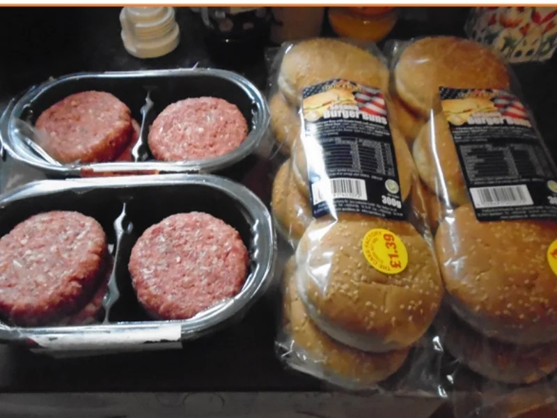 Burger einfach selbst hergestellt - Rezept - Bild Nr. 4