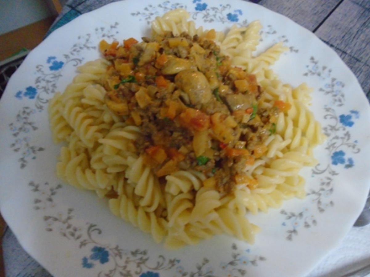 Rindermett-Gemüse-Pasta - Rezept - Bild Nr. 17