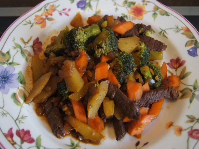 Rezept: Hüftsteak-Gemüse-Pfanne Bild Nr. 21 Hüftsteak-Gemüse-Pfanne - Rezept - Bild Nr. 21