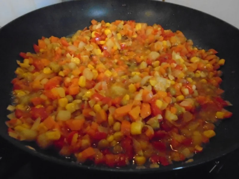 Rindermett-Gemüse-Pfanne mit Sauerrahm, Rote Bete und Drillingen - Rezept - Bild Nr. 7629