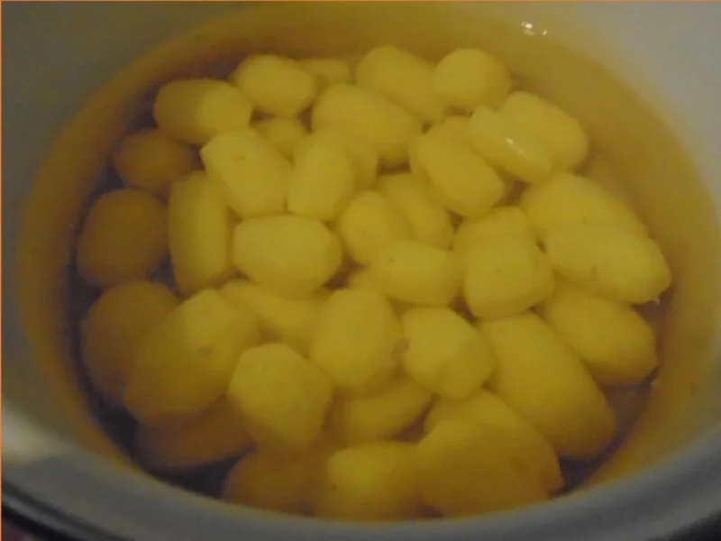 Rindermett-Gemüse-Pfanne mit Sauerrahm, Rote Bete und Drillingen - Rezept - Bild Nr. 7633