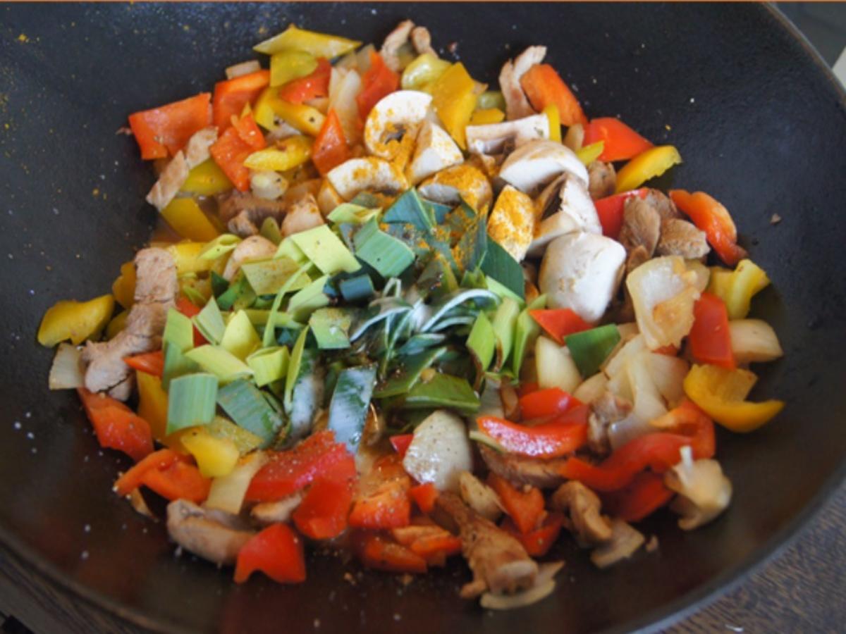Gemüse-Schweinefilet-Wok mit gelben Drillingen - Rezept - Bild Nr. 9