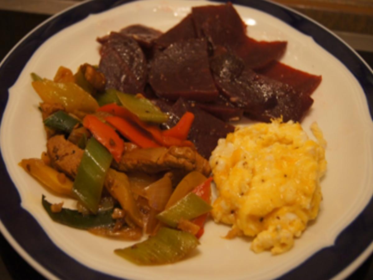 Rührei mit Rote Bete und Gemüse Schweinefilet Wok - einfach - von MausVoh Rührei mit Rote Bete und Gemüse Schweinefilet Wok - einfach - von MausVoh