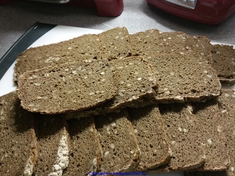 Schwarzbrot à la Biggi - Rezept - Bild Nr. 7617