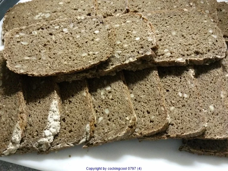 Schwarzbrot à la Biggi - Rezept - Bild Nr. 7617