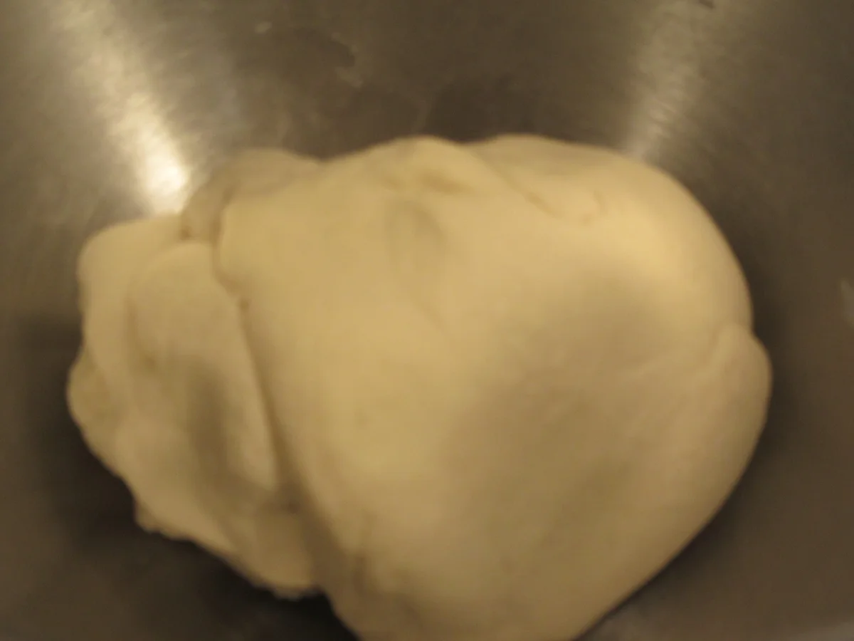 Pikantes Backen: Pizzateig, der 364igste  - "A la Napoli" - Rezept - Bild Nr. 3