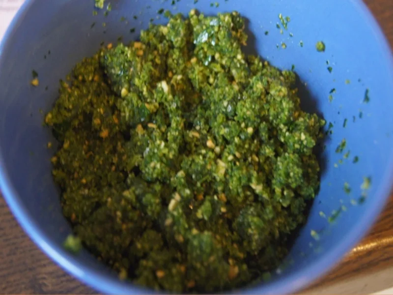 Süßkartoffelsuppe mit Ingwer und Petersilien-Erdnuss-Mus - Rezept - Bild Nr. 13