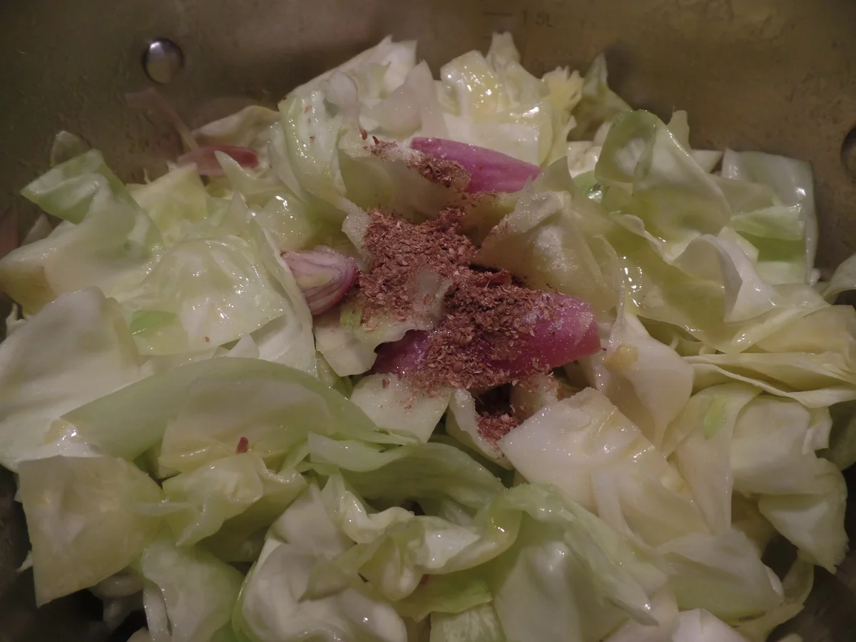 Lachsfilet auf Rahmspitzkohl - Rezept - Bild Nr. 7619