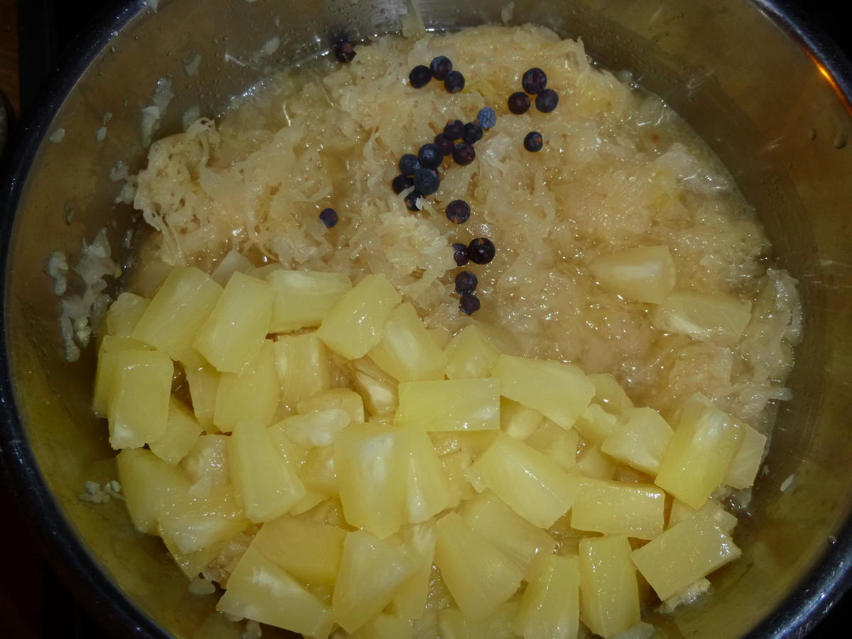 Eisbein mit Ananas-Sauerkraut - Rezept - Bild Nr. 7617