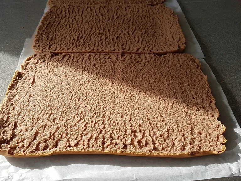 Rezept: "Biskuit Grundrezept" nein- für grosse Torten "ein Wunderkuchen" Bild Nr. 7622 "Biskuit Grundrezept" nein- für grosse Torten "ein Wunderkuchen" - Rezept - Bild Nr. 7622