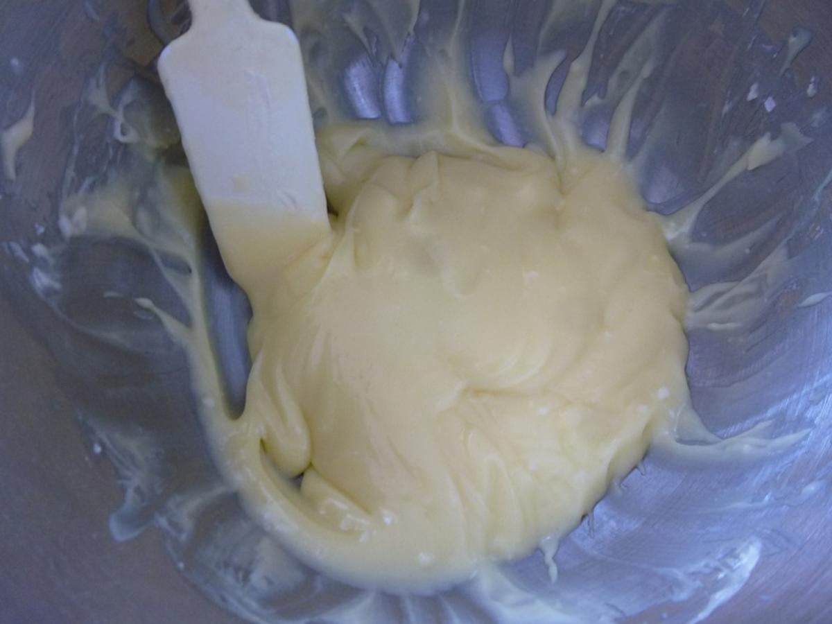 Möhren-Blechkuchen mit cremigem Aufstrich - Rezept - Bild Nr. 7649