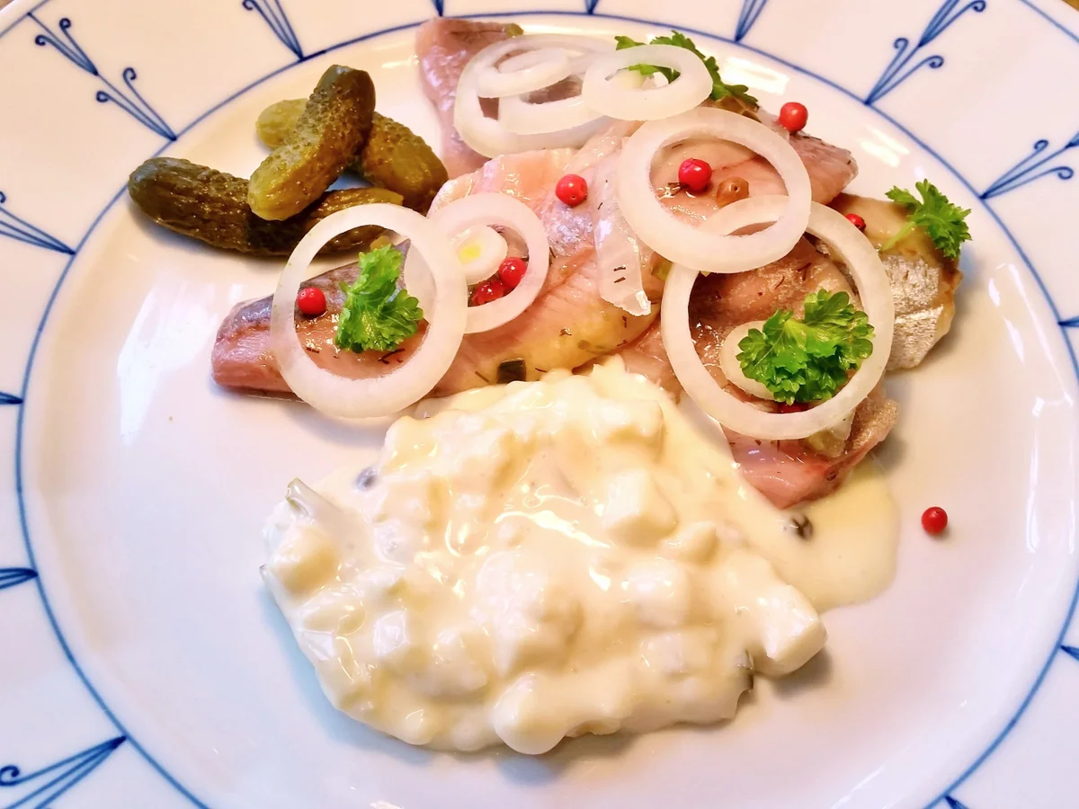 Rezept: Aschermittwochs-Heringsteller ... Bild Nr. 7649 Aschermittwochs-Heringsteller ... - Rezept - Bild Nr. 7649