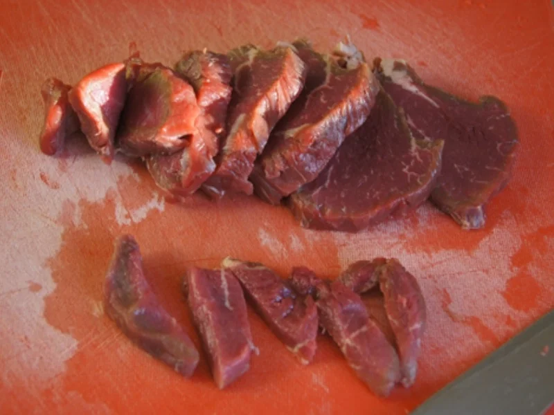 Rindfleisch-Spinat-Champignon-Wok mit Drillingen - Rezept - Bild Nr. 4