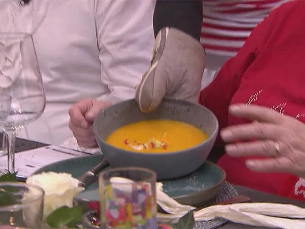 Rezept: Kürbissüppchen trifft Apfel Bild Nr. 2 Kürbissüppchen trifft Apfel - Rezept - Bild Nr. 2