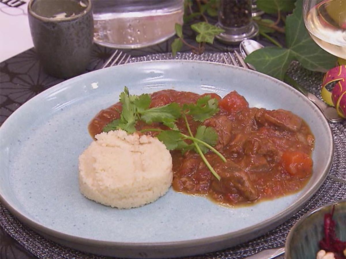 Lamm-Gulasch mit Rote-Bete-Salat - Rezept - Bild Nr. 7652