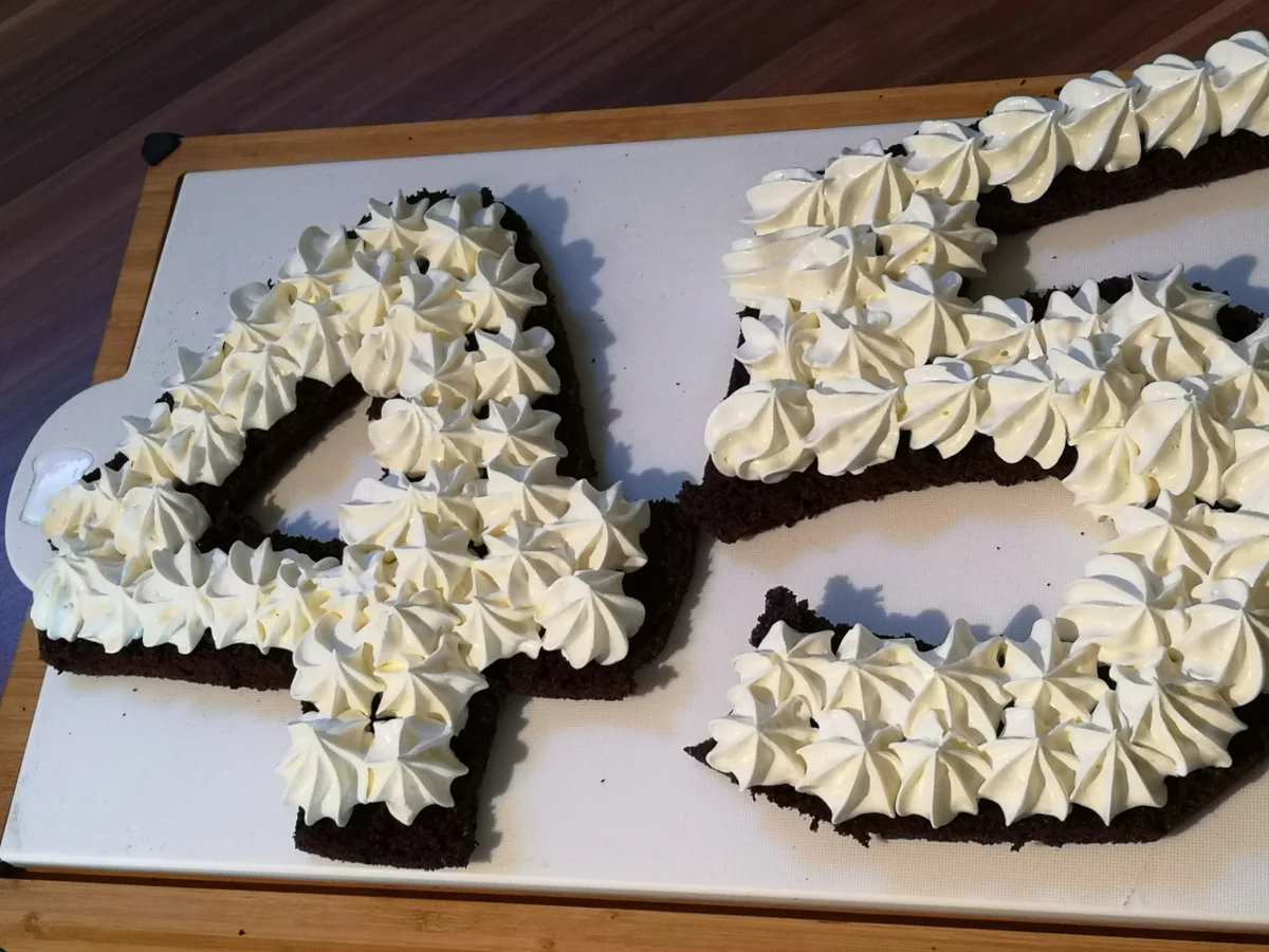 BiNe` S GEBURTSTAGSTORTE `45 - Rezept - Bild Nr. 3