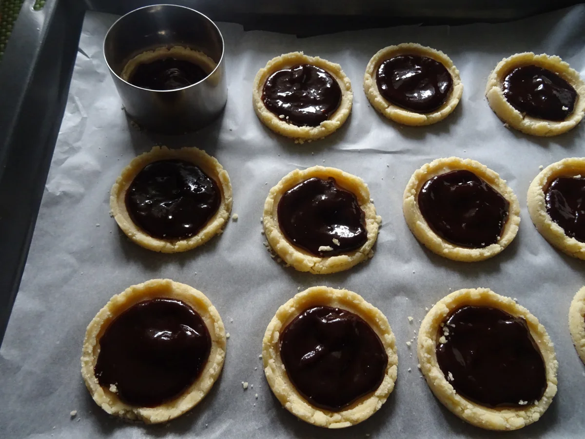 Streusel-Taler, gefüllt - Rezept - Bild Nr. 7659