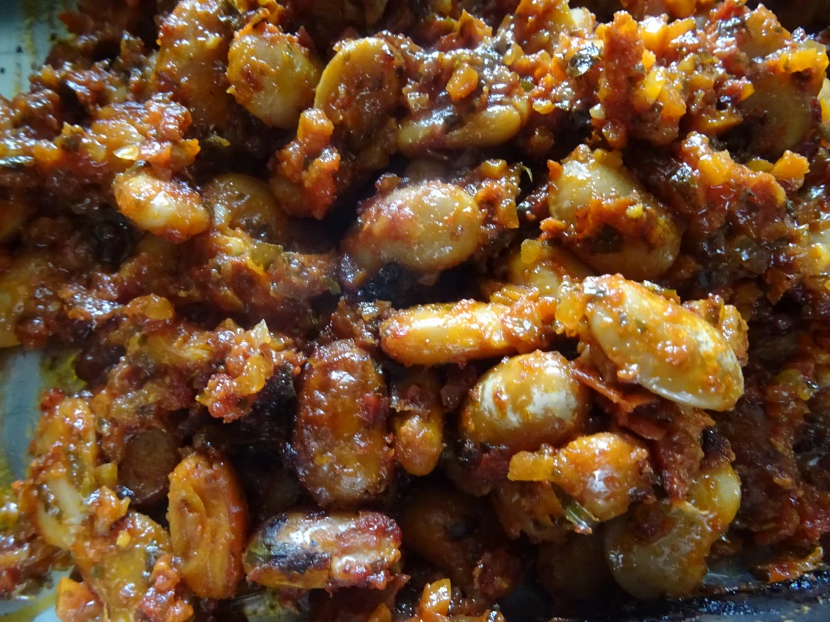 Bohnen in Tomatensoße griechischer Art - Rezept - Bild Nr. 2