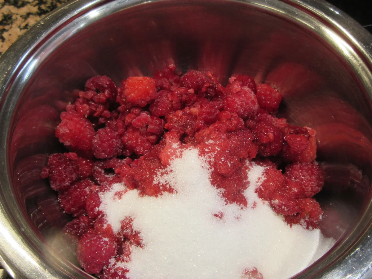 Rezept: Backen: Schokotarte mit Himbeeren Bild Nr. 7662 Backen: Schokotarte mit Himbeeren - Rezept - Bild Nr. 7662