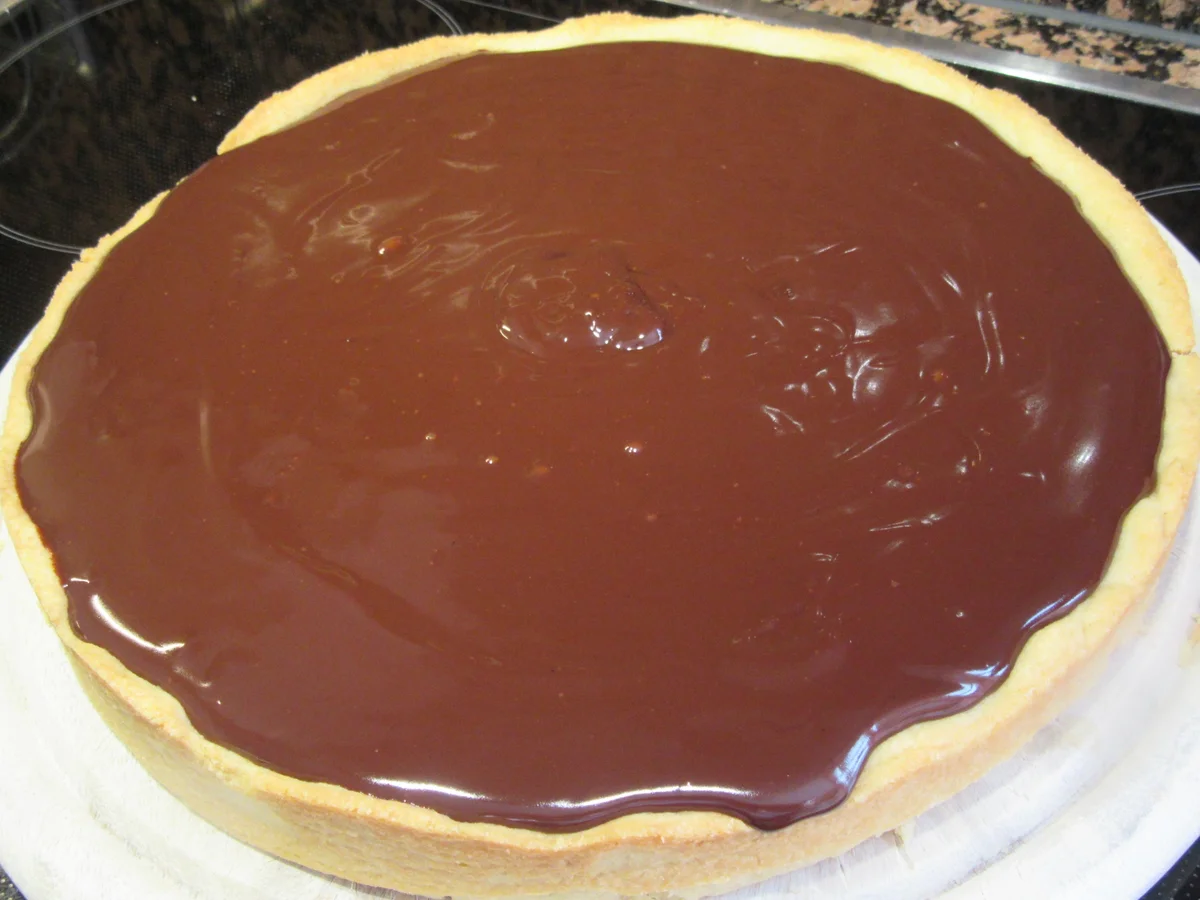 Rezept: Backen: Schokotarte mit Himbeeren Bild Nr. 7667 Backen: Schokotarte mit Himbeeren - Rezept - Bild Nr. 7667