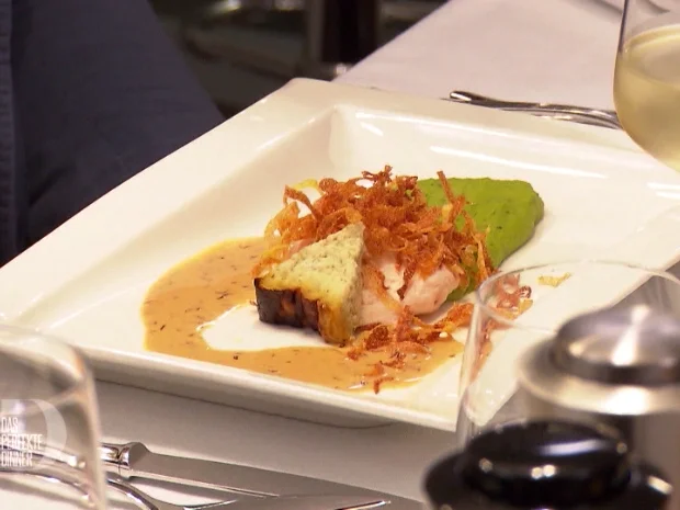 Lachsklößchen mit Fenchel-Royal und Erbsen-Minz-Püree - Rezept - Bild Nr. 7659