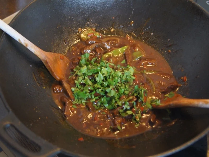Rindfleisch mit Zuckerschoten und gelben Basmatireis - Rezept - Bild Nr. 14