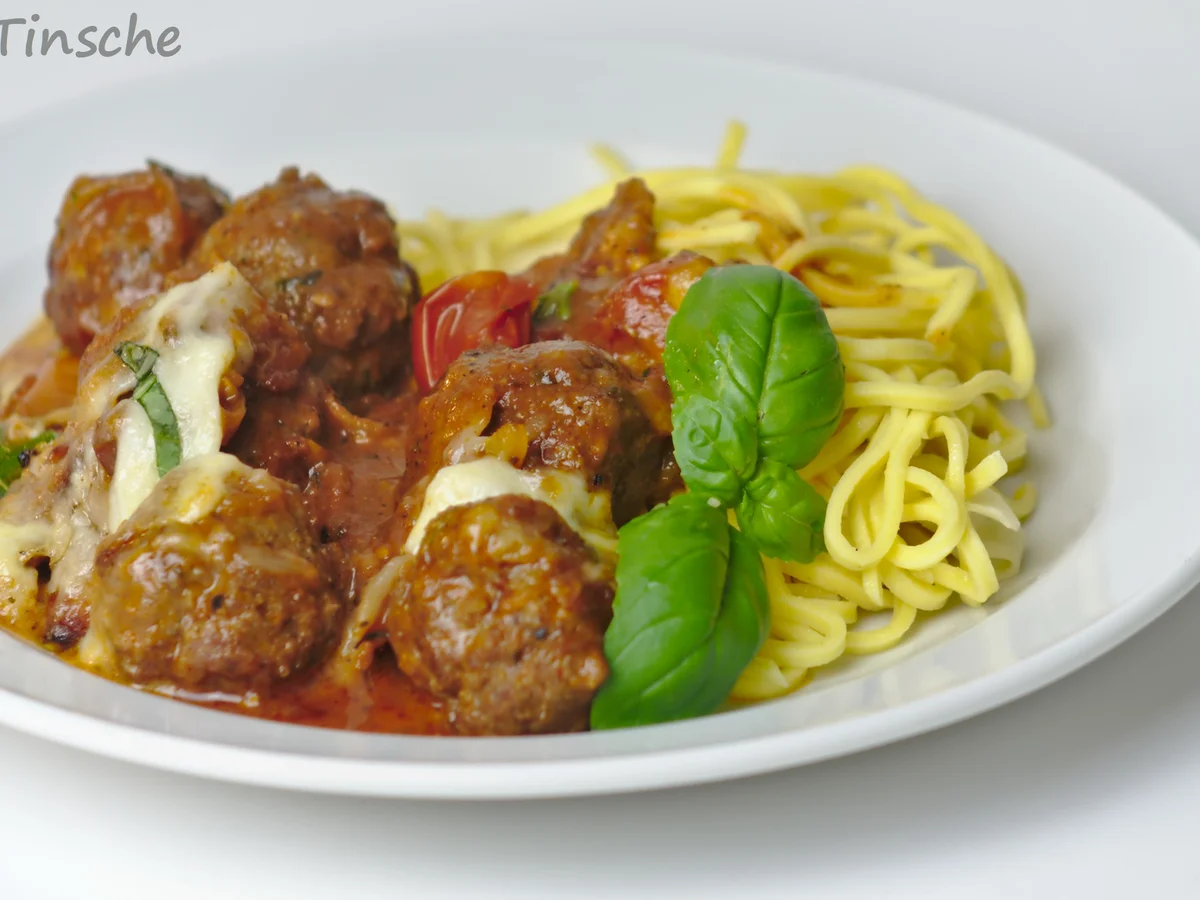 Rezept: Polpette alla Tina Bild Nr. 7680 Polpette alla Tina - Rezept - Bild Nr. 7680