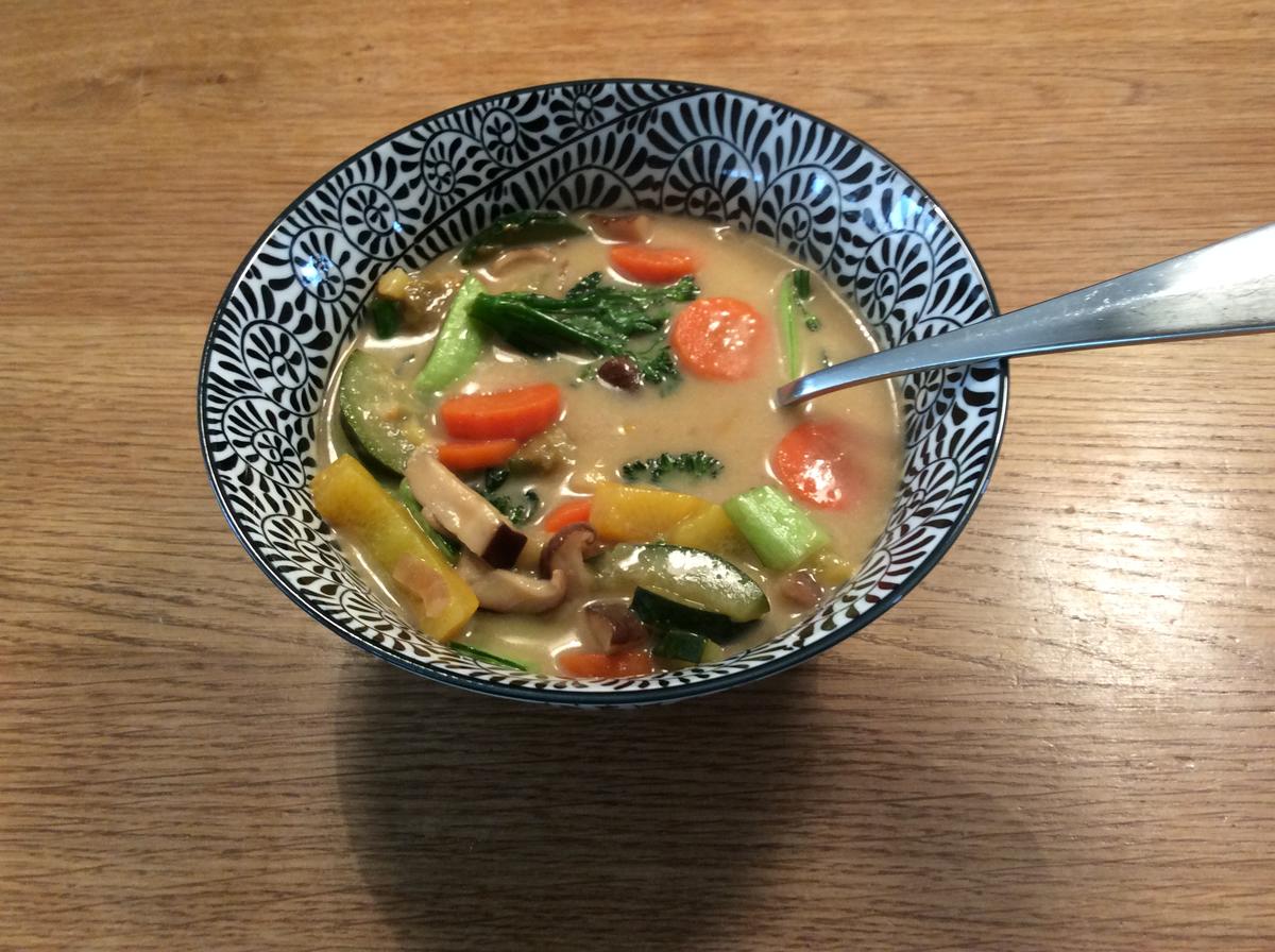 Grünes Gemüse Thai Curry - yummy , saulecker, endgeil - Rezept - Bild Nr. 7688