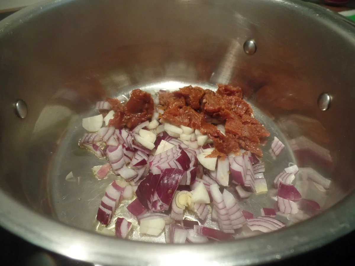 Tortellini in Schinkenschmand-Sauce - Rezept - Bild Nr. 7689