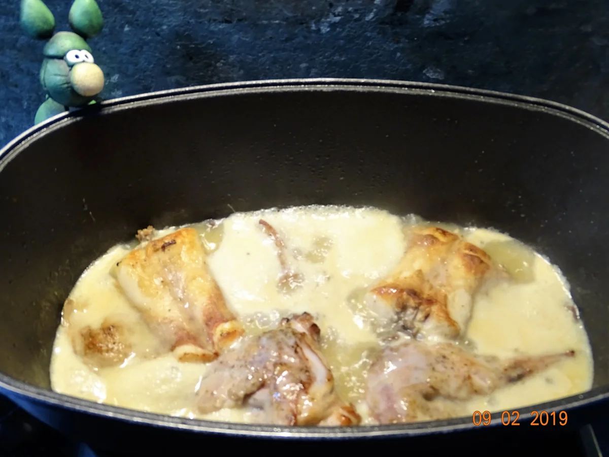 Kräuter-Kaninchen mit glasiertem Rosenkohl - Rezept - Bild Nr. 7691