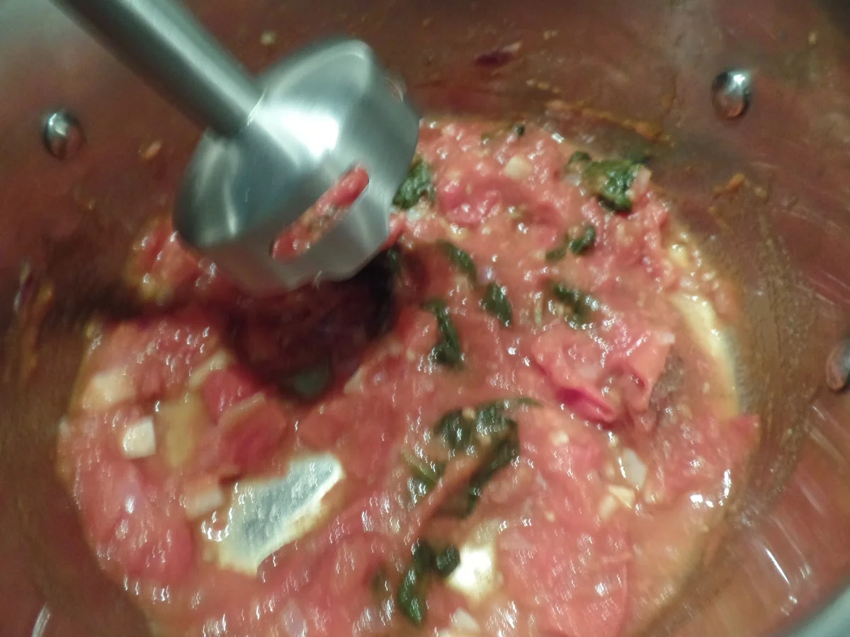 Rezept: Tomatensugo Bild Nr. 7695 Tomatensugo - Rezept - Bild Nr. 7695