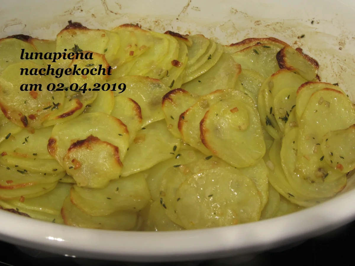 Rezept: Kartoffelhäufchen aus dem Backofen Bild Nr. 7828 Kartoffelhäufchen aus dem Backofen - Rezept - Bild Nr. 7828