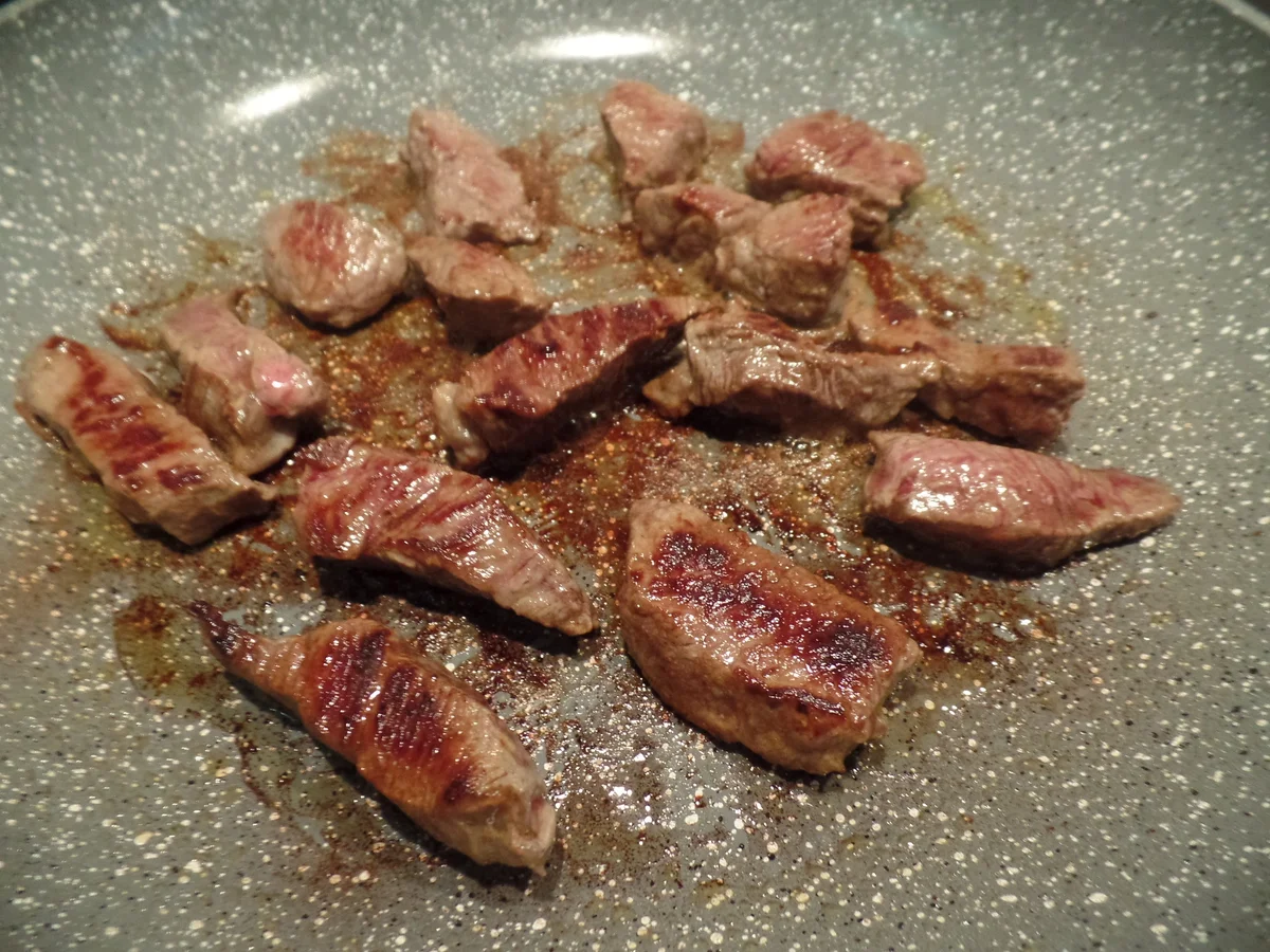 Geschnetzeltes mit Pilzen und Nudeln - Rezept - Bild Nr. 7692