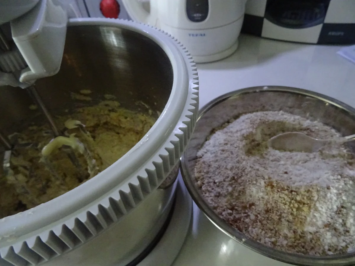 Haselnuss-Meringue-Törtchen - Rezept - Bild Nr. 7695