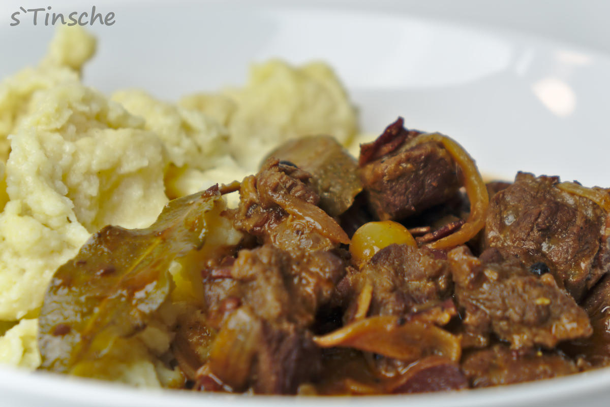 Rindergulasch - Rouladen-Style - Rezept - Bild Nr. 7696