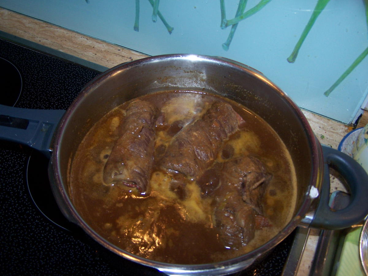 Rinder Rouladen gefüllt ,Knödel m. Brokkala - Rezept - Bild Nr. 7714