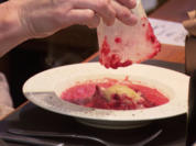 Fränkische Gazpacho, Rote-Bete-Süppchen mit Apfel und selbstgebackenes Brot - Rezept - Bild Nr. 3