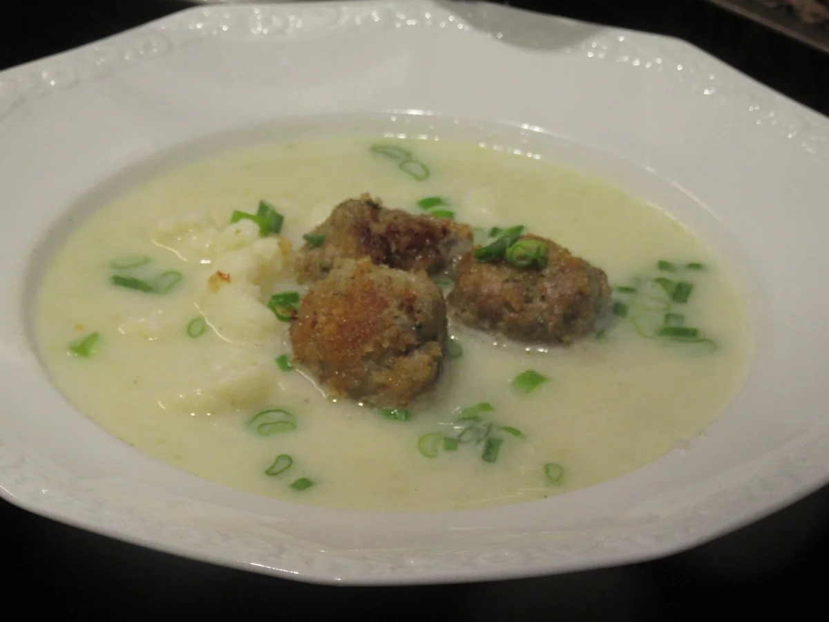 Rezept: Geflügel: Hühnerleberknödel, kross gebraten Bild Nr. 7717 Geflügel: Hühnerleberknödel, kross gebraten - Rezept - Bild Nr. 7717