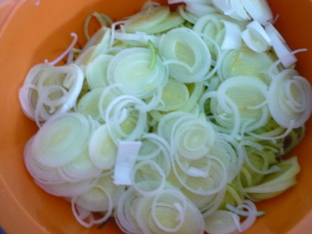 Spätzle mit Lauch und Speck - einfach - von rollimops