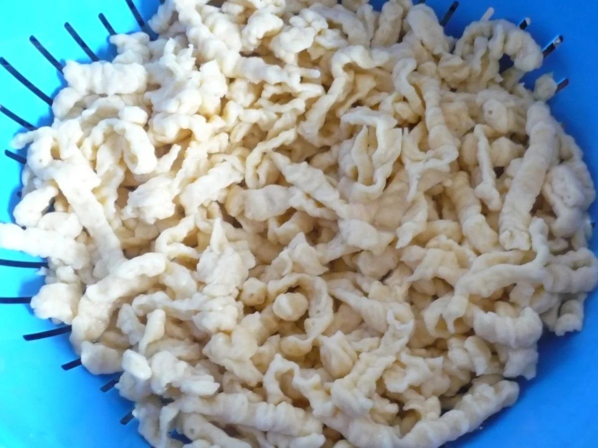 Rezept: Spätzle mit Lauch und Speck Bild Nr. 7715 Spätzle mit Lauch und Speck - Rezept - Bild Nr. 7715