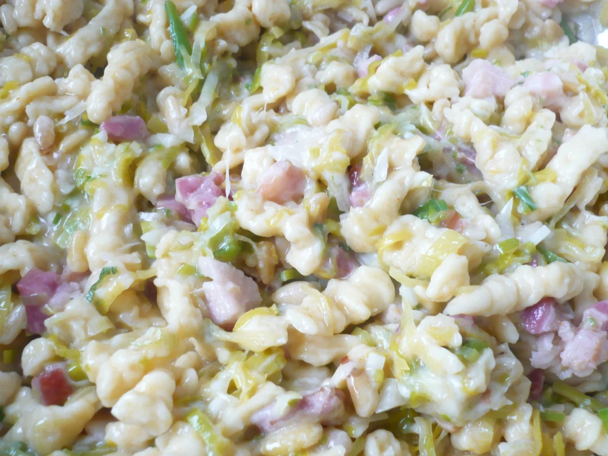 Rezept: Spätzle mit Lauch und Speck Bild Nr. 7720 Spätzle mit Lauch und Speck - Rezept - Bild Nr. 7720
