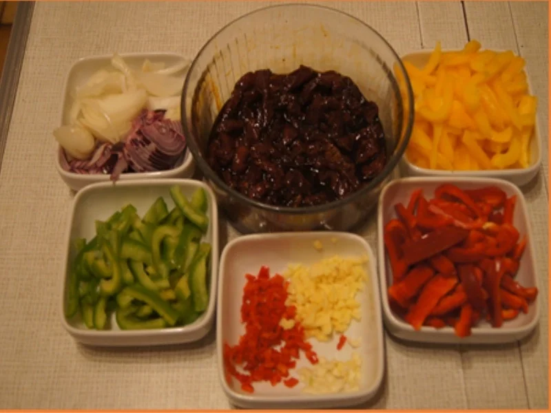 Rindfleisch-Paprika-Wok mit gelben Basmatireis - Rezept - Bild Nr. 6