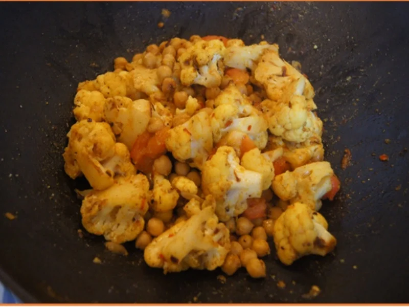 Rezept: Gebratener Blumenkohl im Wok mit pikanten Dip Bild Nr. 15 Gebratener Blumenkohl im Wok mit pikanten Dip - Rezept - Bild Nr. 15