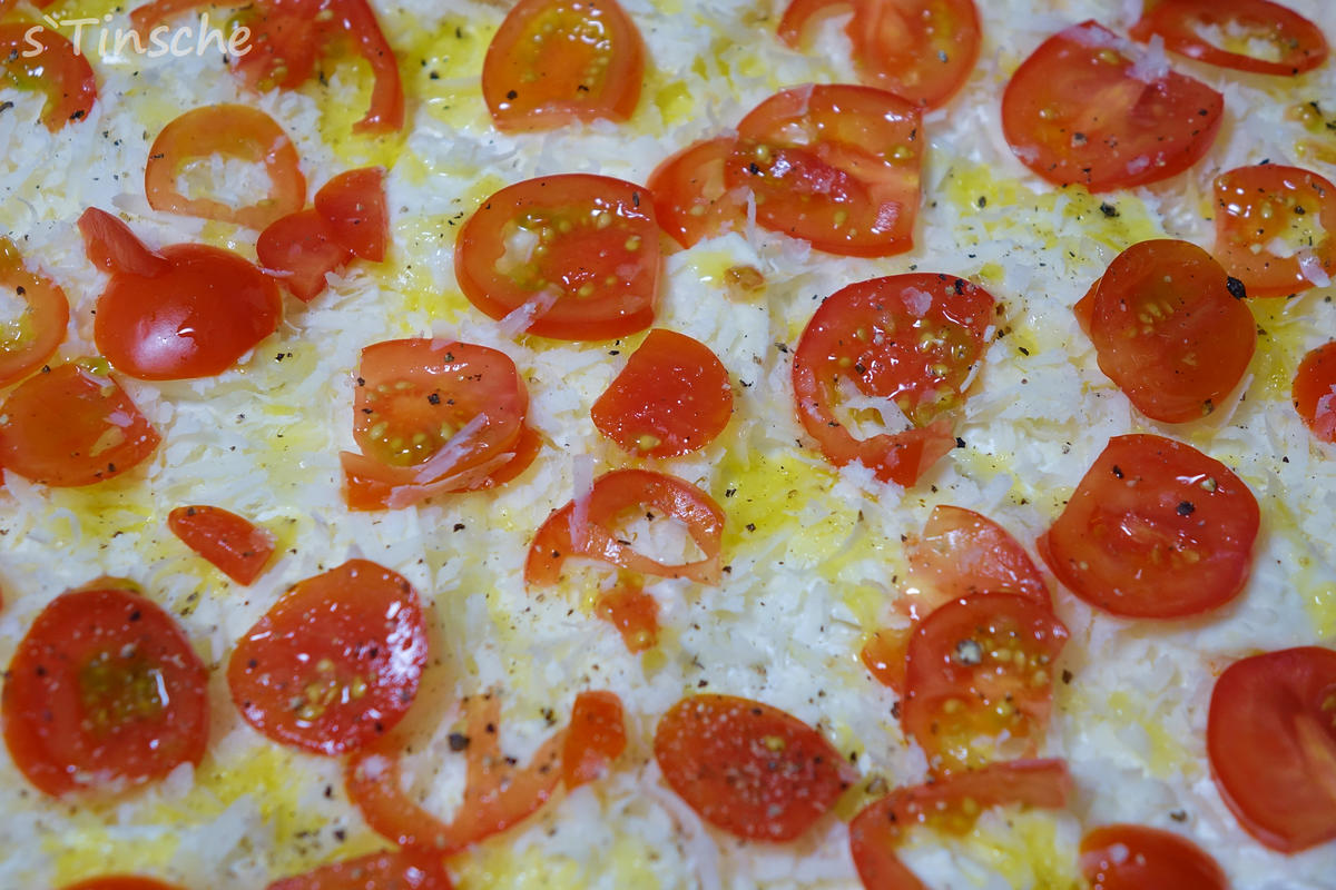 Dinkel-Tomaten-Drei-Käse-Pizza - Rezept - Bild Nr. 7758