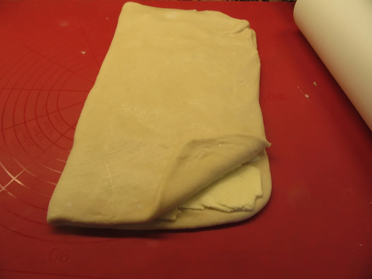 Rezept: Backen: Franzbrötchen Bild Nr. 7754 Backen: Franzbrötchen - Rezept - Bild Nr. 7754