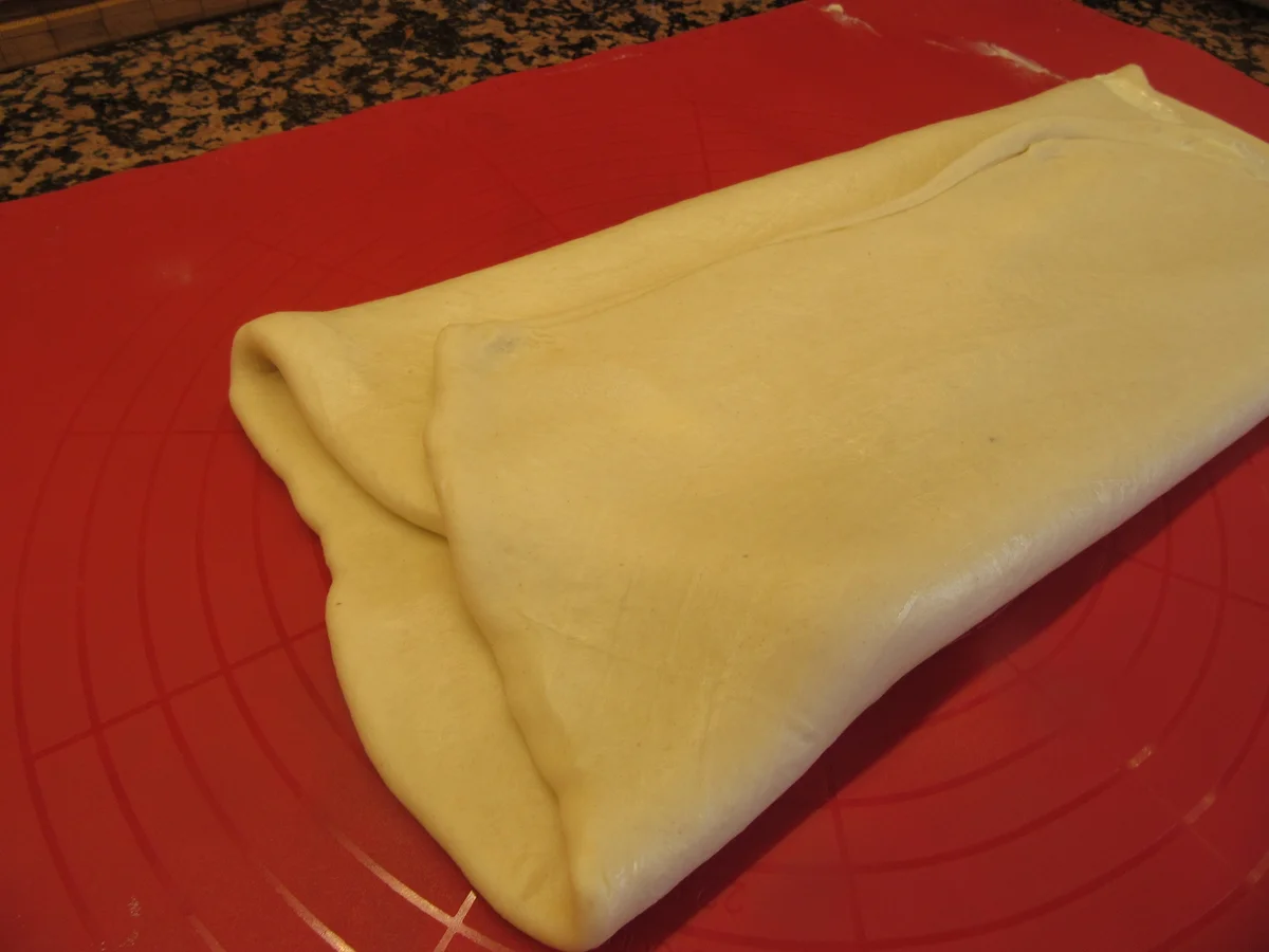 Rezept: Backen: Franzbrötchen Bild Nr. 7755 Backen: Franzbrötchen - Rezept - Bild Nr. 7755